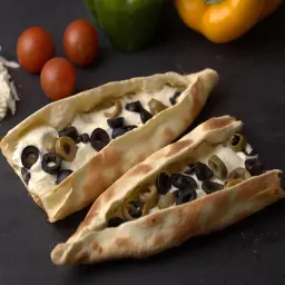 Labneh with Olives Pie